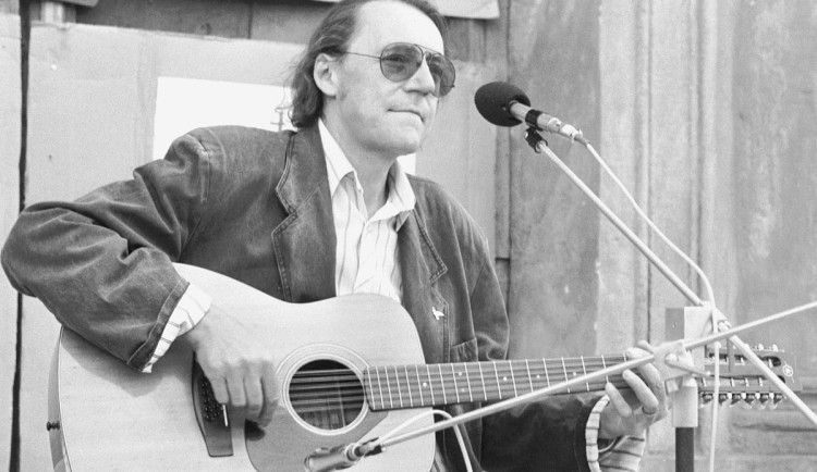 Koncert George & Beatovens, vzpomínka na Petra Nováka aneb nostalgie na entou