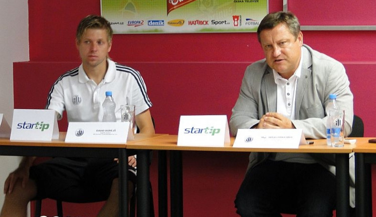 Začínat se Spartou je výhoda, tvrdí kouč Dynama Jiří Kotrba