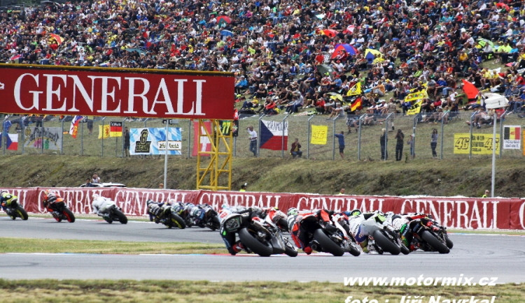 Divácká účast při Grand Prix v Brně oproti minulému roku opět klesla