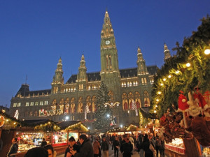 Adventní Vídeň zažívá nápor turistů (i z Brna)