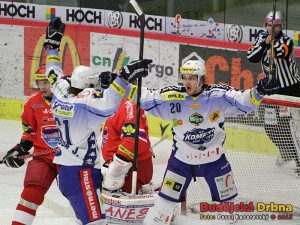 Hynek Zohorna (vpravo), autor vedoucího gólu Komety