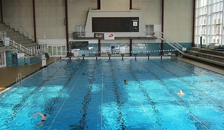 Městský plavecký stadion Lužánky
