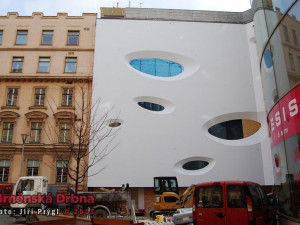 Obchodní centrum Letmo