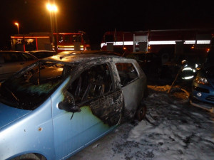 Požár v autobazaru