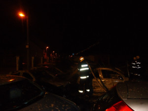 Požár v autobazaru3