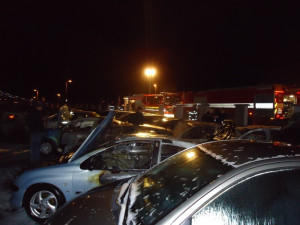 Požár v autobazaru4