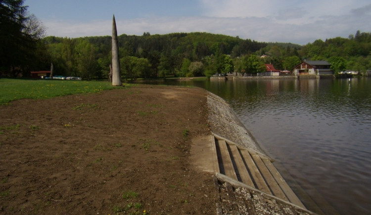 Brněnská přehrada Rakovec