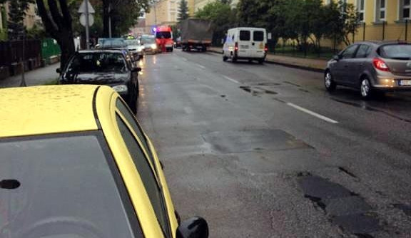 Autonehoda omezila provoz u Dolního areálu nemocnice