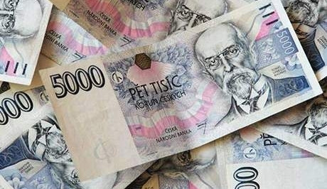 Staršího muže připravil podvodník o víc než 10 milionů