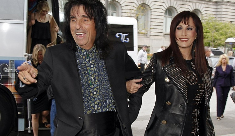 Alice Cooper s manželkou, foto: alicecooper.com