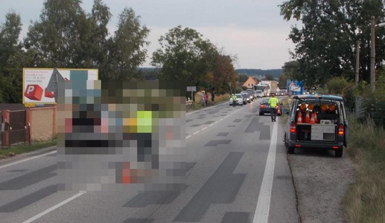 BMW srazilo v Plané staršího muže, na místě zemřel