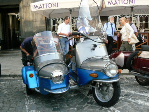 Piloti MS motocyklů se projeli na Čezetách po Brně, foto: Motormix.cz, Pavel Jelínek
