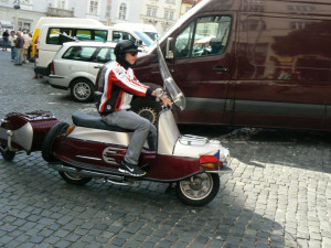 Piloti MS motocyklů se projeli na Čezetách po Brně, foto: Motormix.cz, Pavel Jelínek
