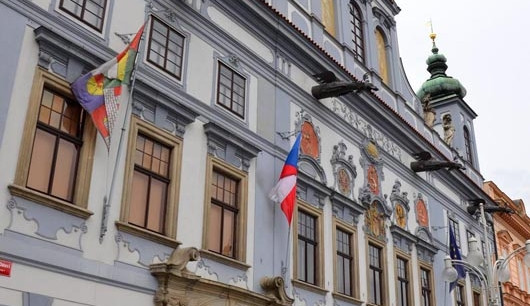 Budějce zakázaly podomní a pochůzkový prodej