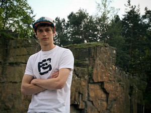 Cliff Diver Jan Bílý. Foto Georgyj Barklaya