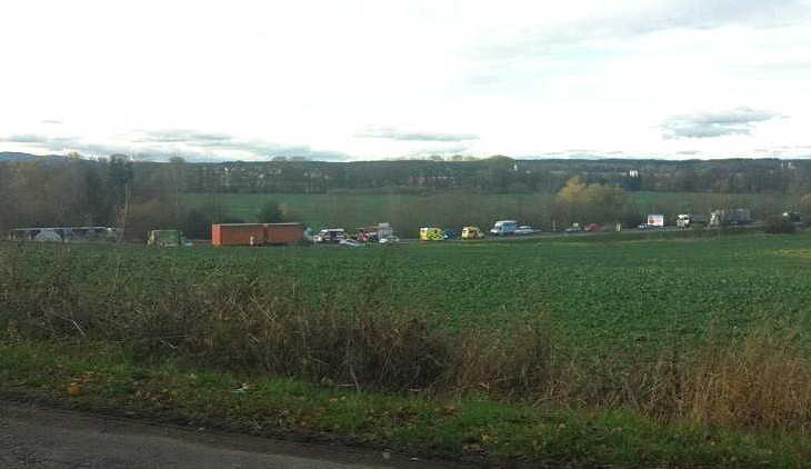 Páteční provoz komplikuje těžká nehoda u Boršova