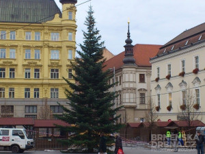 Brněnské Vánoce: náměstí Svobody s kinem, ale bez tramvají