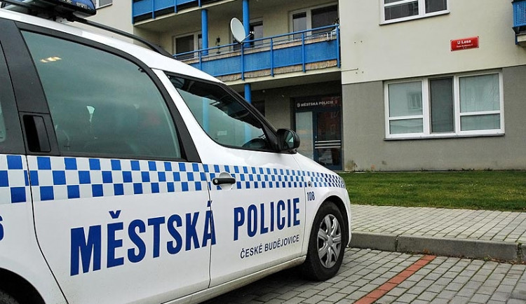 Strážníci se na Máji přestěhovali do nových prostor