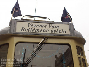 Do Betlémské tramvaje si pro světlo přišly desítky Brňanů, foto: Brněnská Drbna, David Zouhar