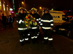 Pietní akt v OC Letmo, foto: HZS JMK