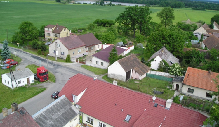Budějce nesouhlasí s výstavbou rodinných domů v Branišově