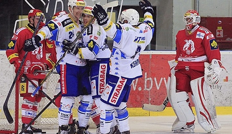 Ostuda a mizerná forma před play off! Kometa dostala desítku od Třince!