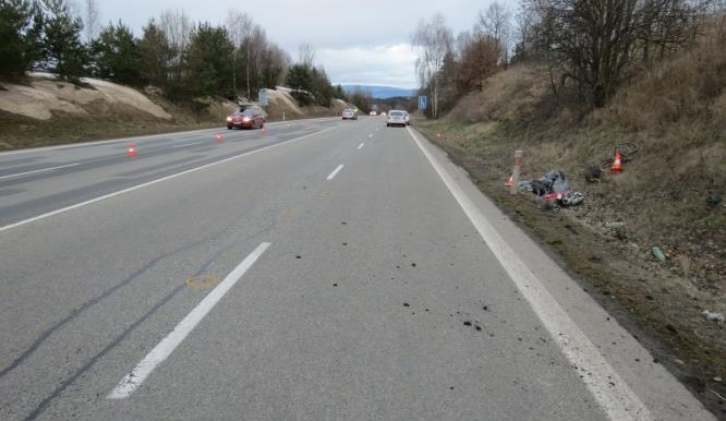 Hledají se svědci nehody u Borku, při které zemřel cyklista