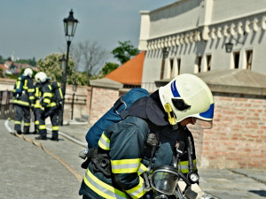 Hasiči nacvičovali likvidaci rozsáhlého požáru na Špilberku
