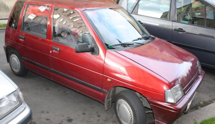 Snímek automobilu, který sloužil pro zvýšení mobility dealera pervitinu. Foto: Policie ČR