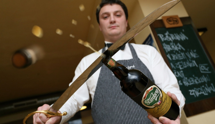 Na Špilberk Food Festivalu otevřou pivo šavlí