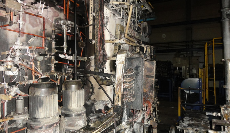 Požár kalící pece, foto: HZS JMK