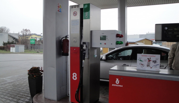 CNG plnící stanice na Kaštanové ulici v Brně, foto: E.ON