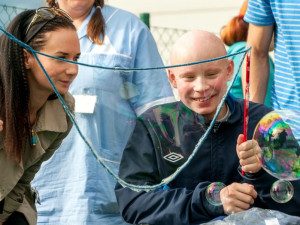 Poznatky brněnských vědců přispějí k šetrnější léčbě nádorů dětí