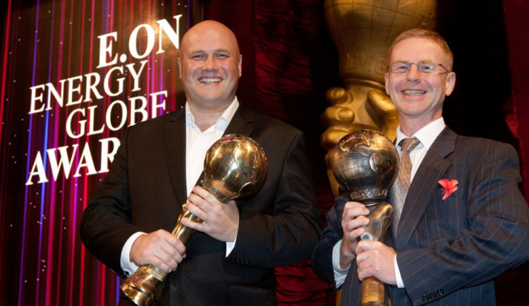 Miroslav Kubásek a Radek Janoušek (zleva) ze spolku Ekosmák vyhráli ekologického oskara