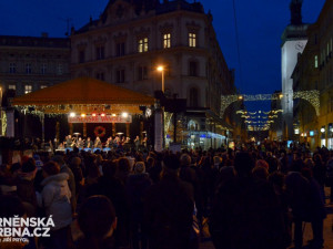 Rozsvícení jedle odstartovalo Brněnské Vánoce, FOTO:  Jiří Prýgl, Brněnská Drbna