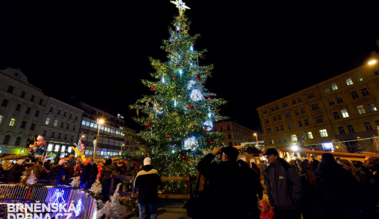 Rozsvícení jedle odstartovalo Brněnské Vánoce, FOTO:  Jiří Prýgl, Brněnská Drbna