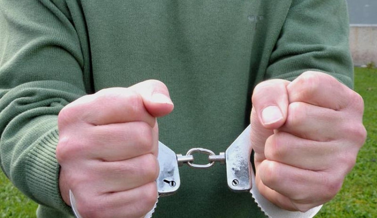 Ilustracni foto - pouta