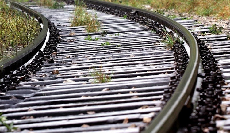 koleje-lustracni foto