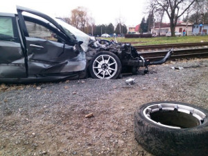 Srážka OV s vlakem