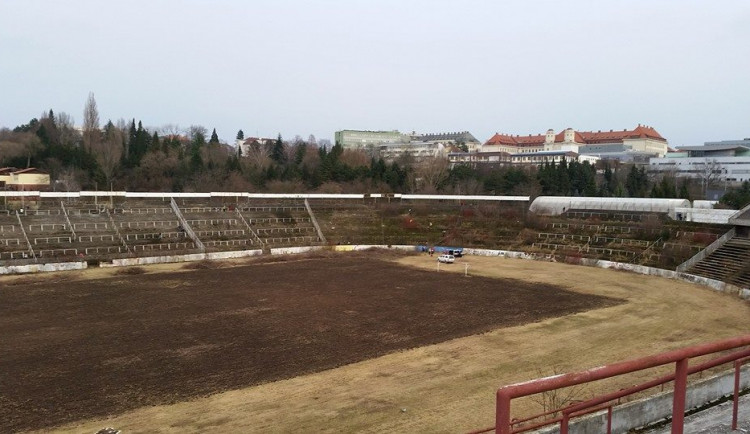 Stadion Za Lužánkami v Brně