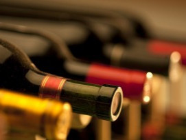 Do ČR se stále dováží ze zahraničí více vína