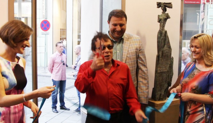 Jan Saudek slavnostně otevřel Galerii Dílo