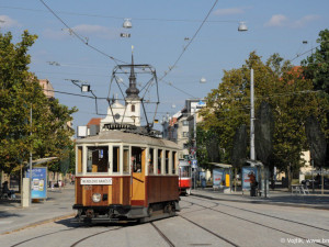 V Brně ode dneška jezdí historické linky tramvaje a trolejbusu