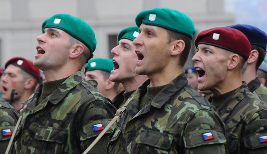 Ilustrační foto - vojáci, zdroj: zpravy.e15.cz