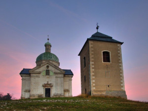 Mikulov zpřístupnil po opravách zvonici a kostel sv. Šebestiána