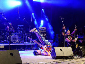 Festival Fingers Up představuje další zahraniční hvězdu, kromě rebelky MØ přijedou i britští The Wombats