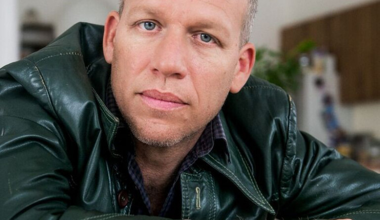 Avishai Cohen, Foto: Youri Lenquette