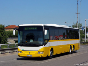 Kraj plánuje zlepšit odbavování cestujících v regionálních autobusech