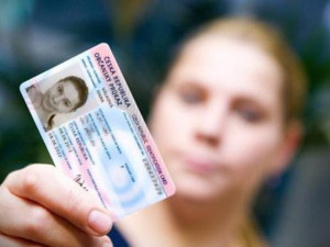 Na konci roku si lidé kvůli odstávce nevyřídí nové občanské průkazy ani cestovní pasy