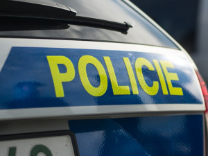 Policie stíhá ženu z Blanenska za pět hrozeb pumovými útoky
